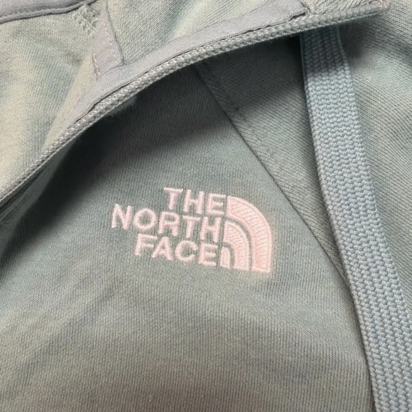 The North Face Women’s Zip-Up Hoodie size small sage green 1918 - Picture 2 of 5